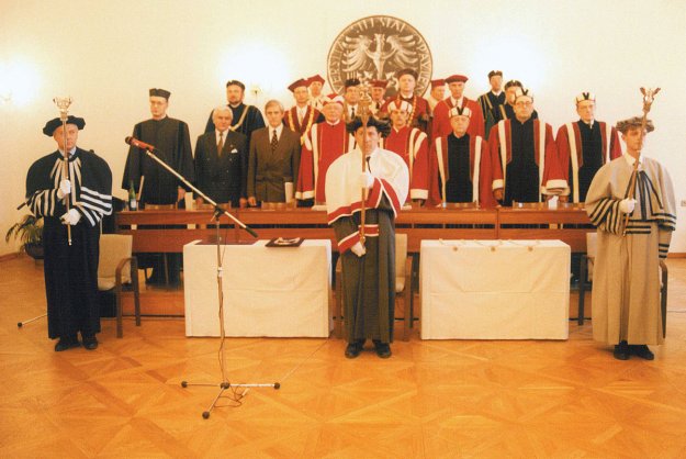 2013-02-26 1998 inaugurace krupka